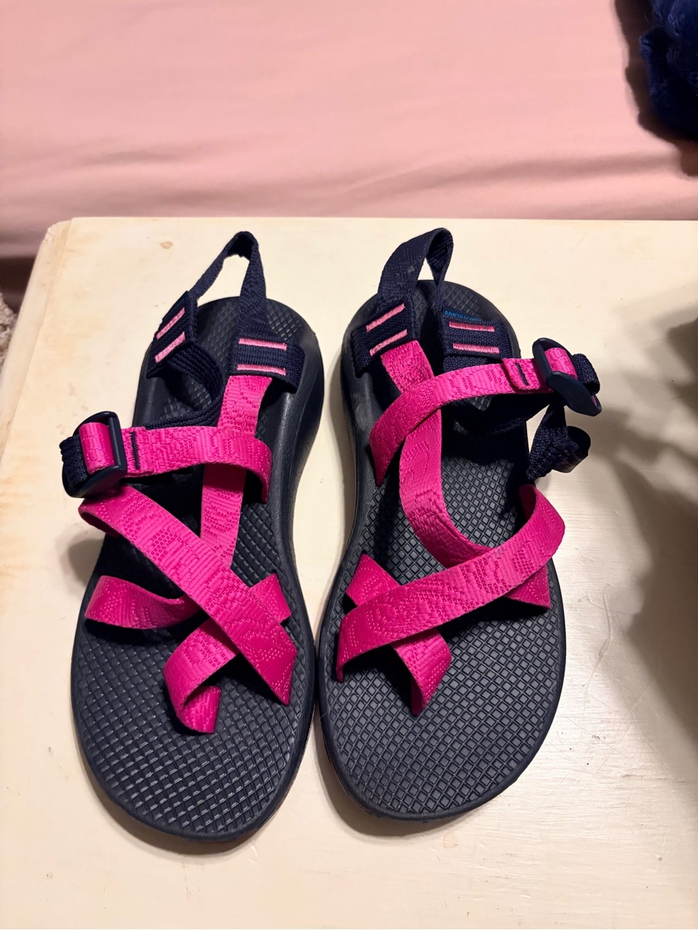 Chaco Women’s Pink Strappy Outdoor Sandals - Picture 2 of 3